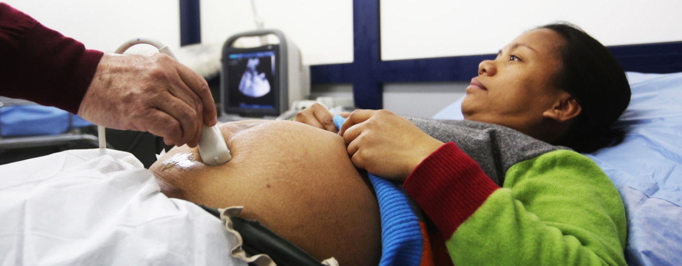 pregnant-patient-having-ultrasound-scan